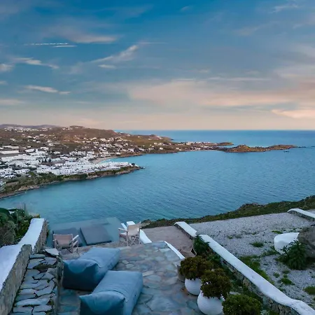 Mykonos Psarou Place With Private Jacuzzi *